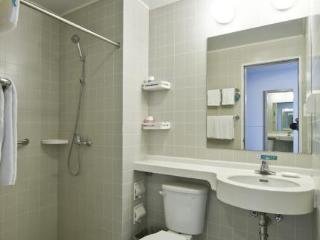 Jinjiang East Jinqiao Rd Hotel 2*